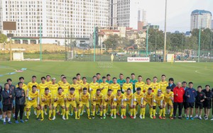 Bóng đá Việt Nam hôm nay: Tuyển Việt Nam họp nội bộ. HLV Than Quảng Ninh xin nghỉ