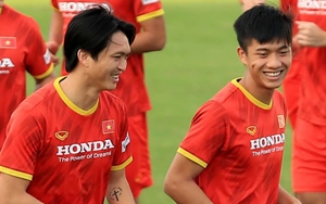 Bóng đá Việt Nam hôm nay: HLV Park Hang Seo mang dự phòng 4 cầu thủ sang UAE