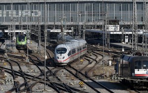 Sự cố gây gián đoạn vận tải đường sắt tại Đức