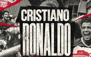 CHÍNH THỨC: Ronaldo trở về khoác áo MU