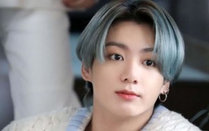 Jungkook BTS đã có động thái này trên Instagram sau khi mắc Covid