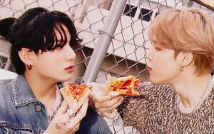 BTS: Jungkook cười đùa chẳng cần giữ ý khi ở bên Jimin