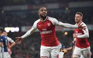 ĐIỂM NHẤN Arsenal 2-0 West Brom: Lacazette thật đáng tiền. Sanchez đá như chờ ngày ra đi