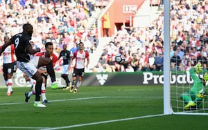 Southampton 0-1 M.U, Stoke 0-4 Chelsea, Man City 5-0 C.Palace: Căng thẳng cuộc đua thành Manchester (FT)