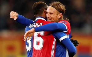 Mourinho: 'M.U lẽ ra phải ghi 6-7 bàn thắng, thua không phải do Blind'