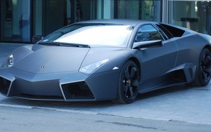 Sheikh Mansour, ông chủ siêu giàu có của Man City ăn chơi xa xỉ đến mức nào?