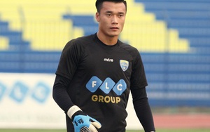 Angela Phương Trinh hai lần ‘thả thính’, thiết tha bày tỏ tình yêu với thủ môn Tiến Dũng