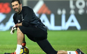 TIN HOT M.U 11/4: Martial ‘đặt điều kiện’ để gia hạn hợp đồng. Lộ điểm đến mới của Rashford