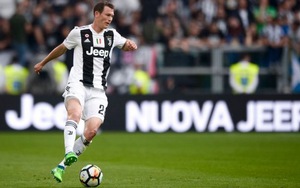 CHUYỂN NHƯỢNG 28/5: M.U trả giá kỷ lục mua Savic. Arsenal chiêu mộ Lichtsteiner