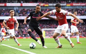 Arsenal 2-0 Everton: Lacazette, Aubameyang lập công, Pháo Thủ vượt mặt M.U, vào top 6