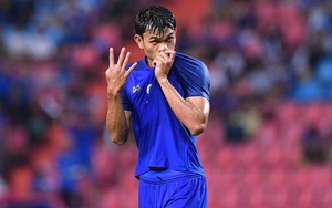 Ngôi sao Adisak Kraisorn của tuyển Thái Lan: Tuổi thơ nghèo khó, mê siêu anh hùng, từng đóng phim tình cảm