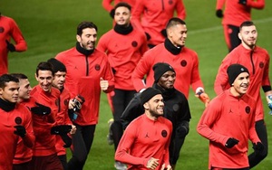 Pogba cảnh báo về Mbappe. PSG lộ đội hình đá chính trước M.U