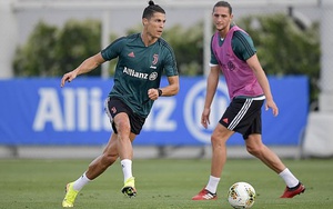 Ronaldo vượt qua Messi, 'vô địch' kiếm tiền trên Instagram thời Covid-19