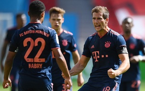 Cuộc đua vô địch Bundesliga: Bayern Munich nâng cúp khi nào?