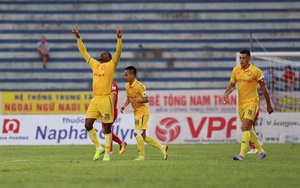 Điểm nhấn Nam Định 3-0 SLNA: Nam Định thay tướng đổi vận. SLNA đã lộ tử huyệt