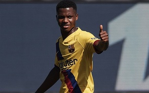 Chuyển nhượng Liga 25/8: 4 cầu thủ nhận thông báo phải rời Barca. Milan mua sao Real