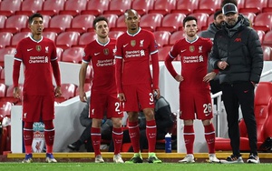 Vì sao Liverpool gặp khó khăn sau trận thua Atalanta?