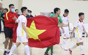 Futsal Việt Nam đi World Cup: Người hùng Văn Ý và điểm 10 cho chiến thuật