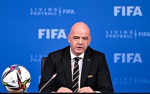 FIFA cho phép cầu thủ nước ngoài rời Nga, Ukraine để gia nhập CLB mới