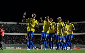 Vòng loại World Cup khu vực Nam Mỹ: Brazil và Argentina bất bại, Peru đá play-off