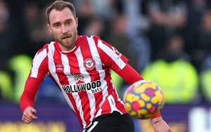 Chuyển nhượng 5/6: Erik Ten Hag chọn tiền vệ ‘miễn phí’ cho MU. Barca ‘chơi lớn’ với Salah