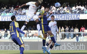 Soi kèo nhà cái Verona vs Napoli. Nhận định, dự đoán bóng đá Ý (23h30, 15/8)