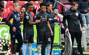 Arsenal đại thắng Brentford, sao 15 tuổi đi vào lịch sử