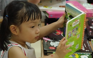 MC Minh Trang: Hãy dùng sách để ‘kéo’ trẻ khỏi ipad và tivi