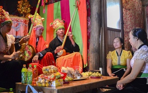 Trở thành Di sản Thế giới: Then đã ‘cán đích’ như thế nào?