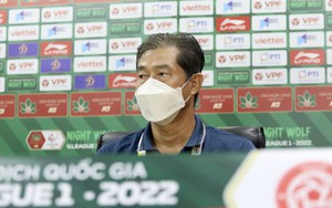 HLV Bae Ji Won: 'Viettel chơi tốt khi gặp Bình Dương, cần xem lại công tác trọng tài'