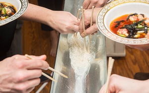 Mì 'lạc trôi' - món ăn độc đáo chỉ có tại Nhật Bản