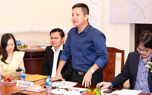 'Thuyền trưởng' Chí Trung cùng dàn nghệ sĩ Nhà hát Tuổi trẻ lưu diễn tại TPHCM