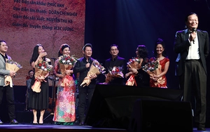 Nhạc sĩ Dương Thụ hạnh phúc với ‘gia đình âm nhạc’ của ông