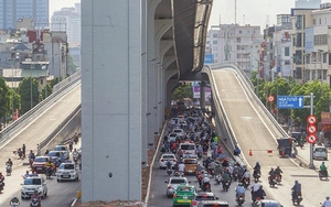 Hà Nội: Ô tô được lưu thông tại đường Vành đai 2 trên cao đoạn Ngã Tư Sở - Ngã Tư Vọng
