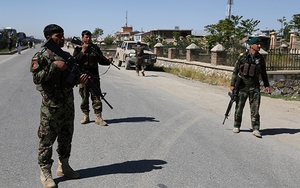 Căn cứ không quân của Mỹ ở Afghanistan bị tấn công bằng tên lửa