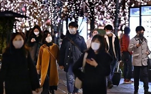 Dịch COVID-19: Thủ tướng Nhật Bản kêu gọi người dân đón Năm mới trong lặng lẽ