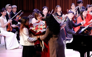 Ấn tượng với màn trình diễn của nghệ sĩ piano Đào Thu Lê