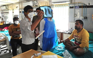 Tình hình dịch Covid-19 ngày 1/5: Ấn Độ vẫn là điểm nóng của thế giới