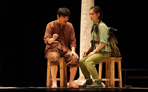 Sân khấu phía Bắc cũng phải thích ứng để tồn tại