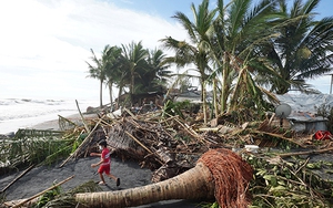 Philippines cảnh báo 'thiệt hại nghiêm trọng' do bão Rai