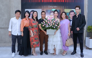 Mỹ Vân mở trung tâm đào tạo MC