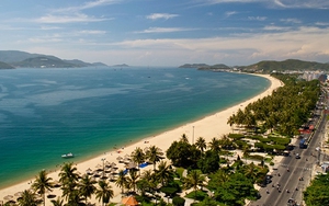 Cần xử lý nghiêm hành vi lấn chiếm trái phép vịnh Nha Trang