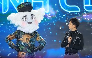 Ca sĩ mặt nạ: Xuất hiện mascot thứ 16 khiến ai nấy choáng váng