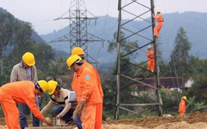 Thi công cột viễn thông, 4 người bị điện giật tử vong