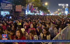 VIDEO: Hàng ngàn người xếp hàng cầu an tại chùa Phúc Khánh