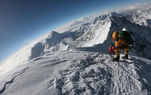 Ít nhất 7 người leo núi Everest đã thiệt mạng trong mùa leo núi 2019