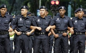 Cảnh sát Malaysia bắt 4 đối tượng lên kế hoạch tấn công các địa điểm hành lễ