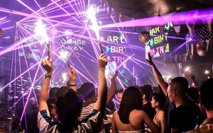 VIDEO: Bắt giữ một loạt vụ sử dụng ma túy trên Bar Hà Nội