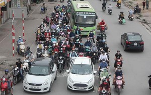 Hà Nội ngừng cách ly xã hội từ 0 giờ ngày 23/4, trừ hai huyện Mê Linh và Thường Tín