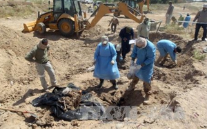 Phát hiện 158 thi thể trong hố chôn tập thể tại Iraq